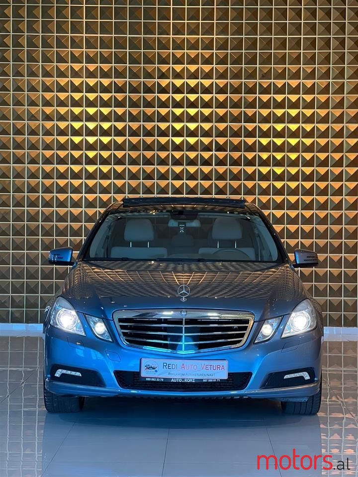 2009' Mercedes-Benz E 220 photo #3