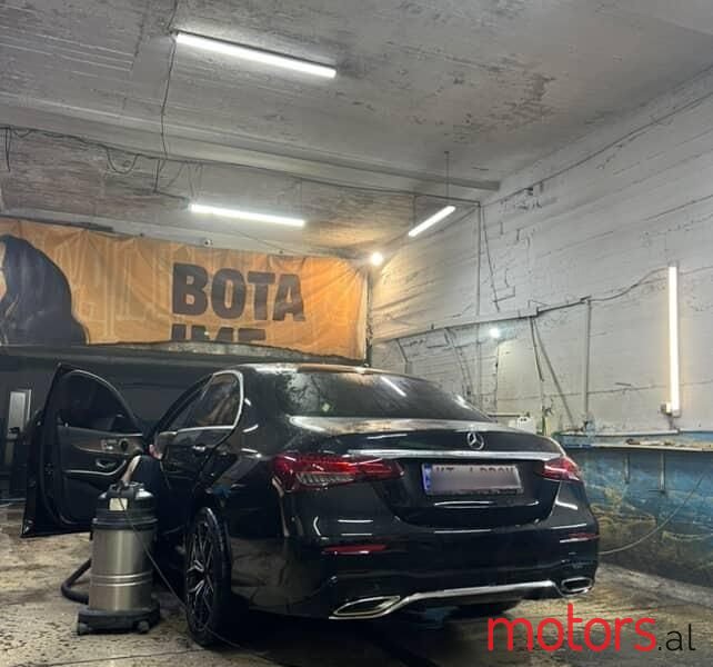 2018' Mercedes-Benz 220 photo #4