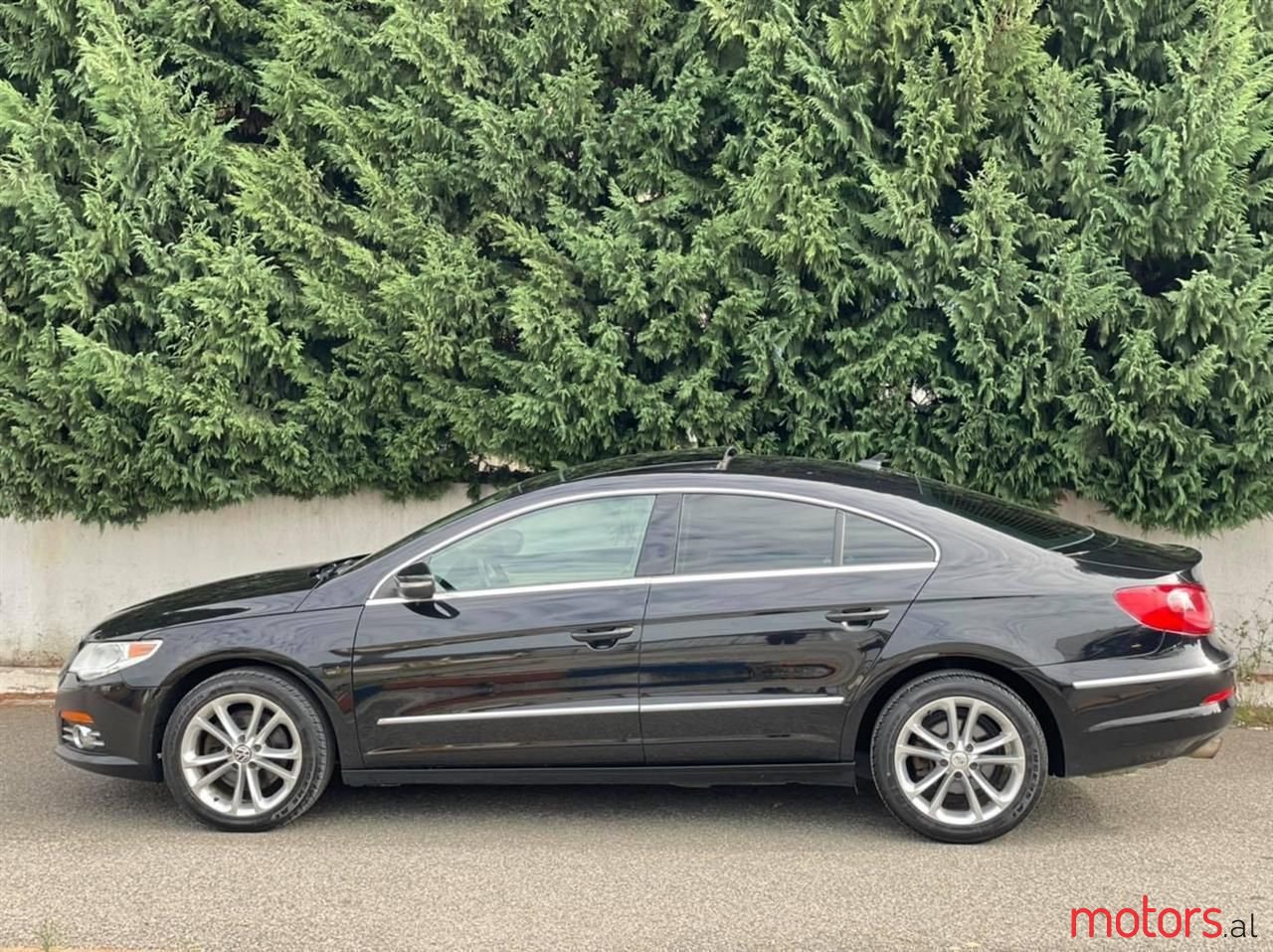 2012' Volkswagen Passat photo #1