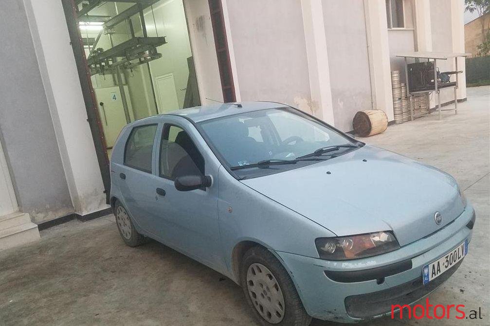 2001' Fiat Punto photo #1