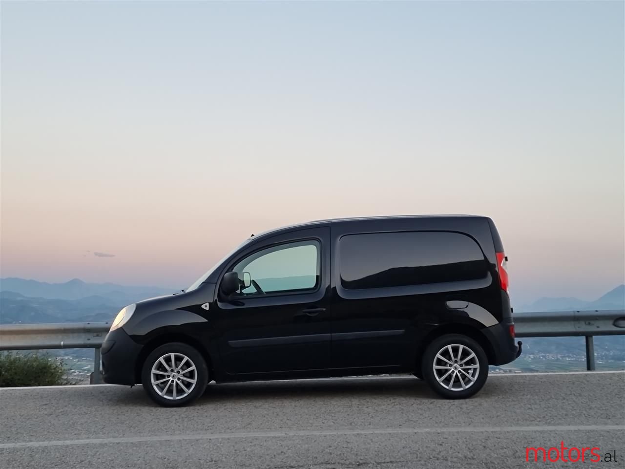 2009' Renault Kangoo photo #4