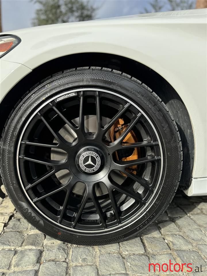 2015' Mercedes-Benz C 300 photo #6