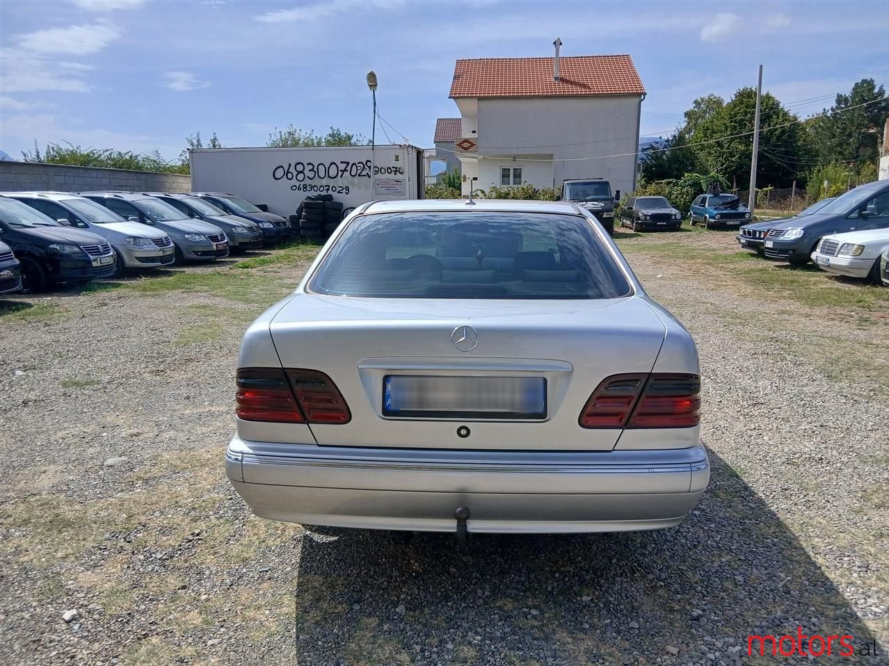 2000' Mercedes-Benz E 220 photo #4