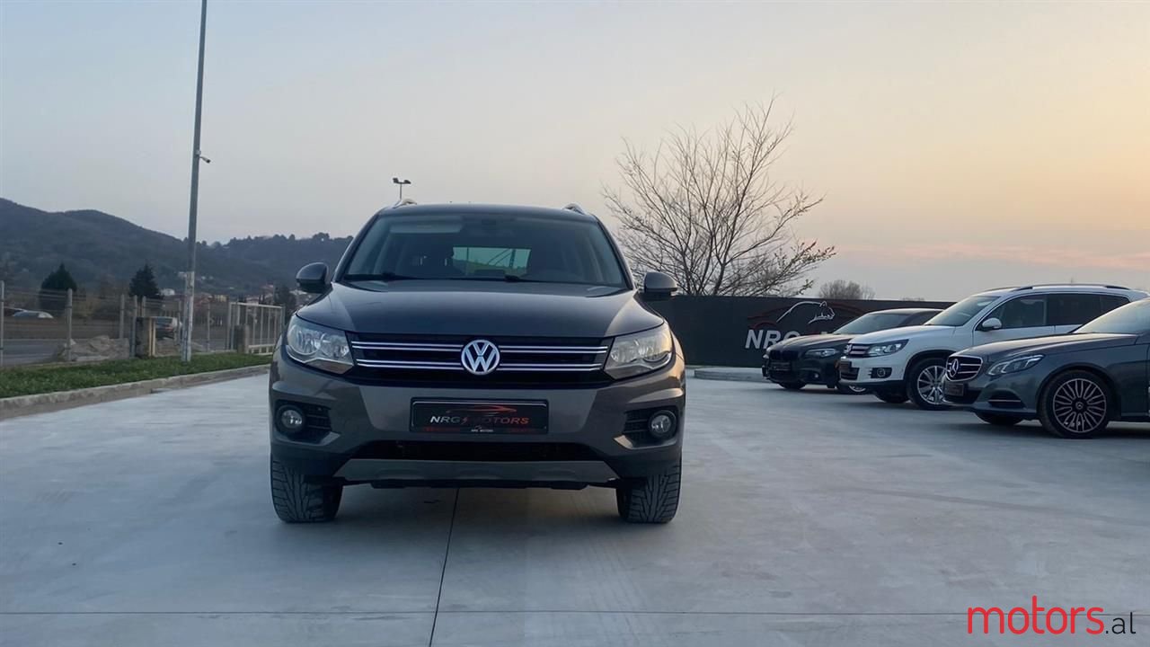2013' Volkswagen Tiguan photo #6