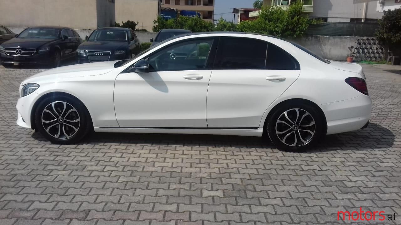 2019' Mercedes-Benz C 220 photo #3