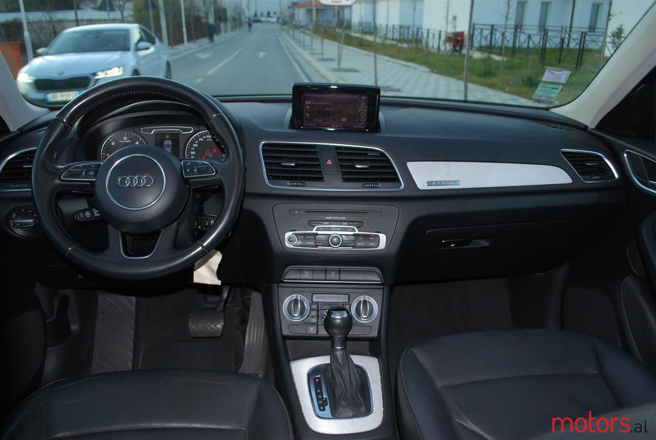 2013' Audi Q3 photo #3