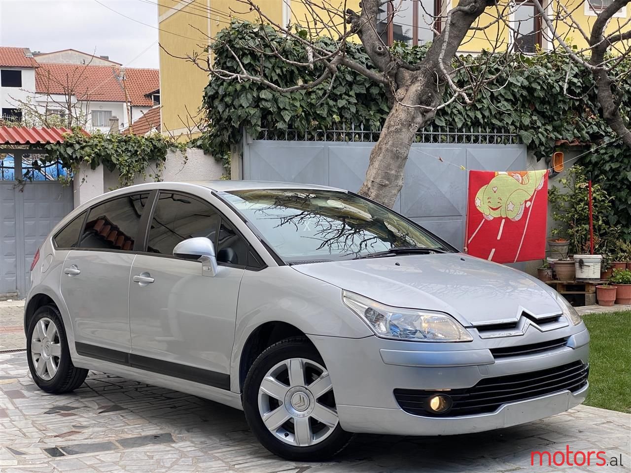 2008' Citroen C4 photo #4