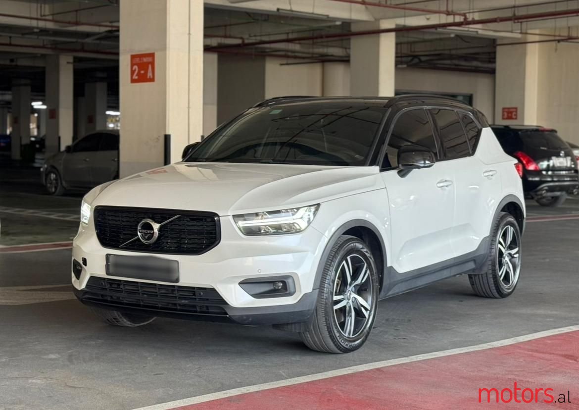 2019' Volvo Xc 40 photo #1