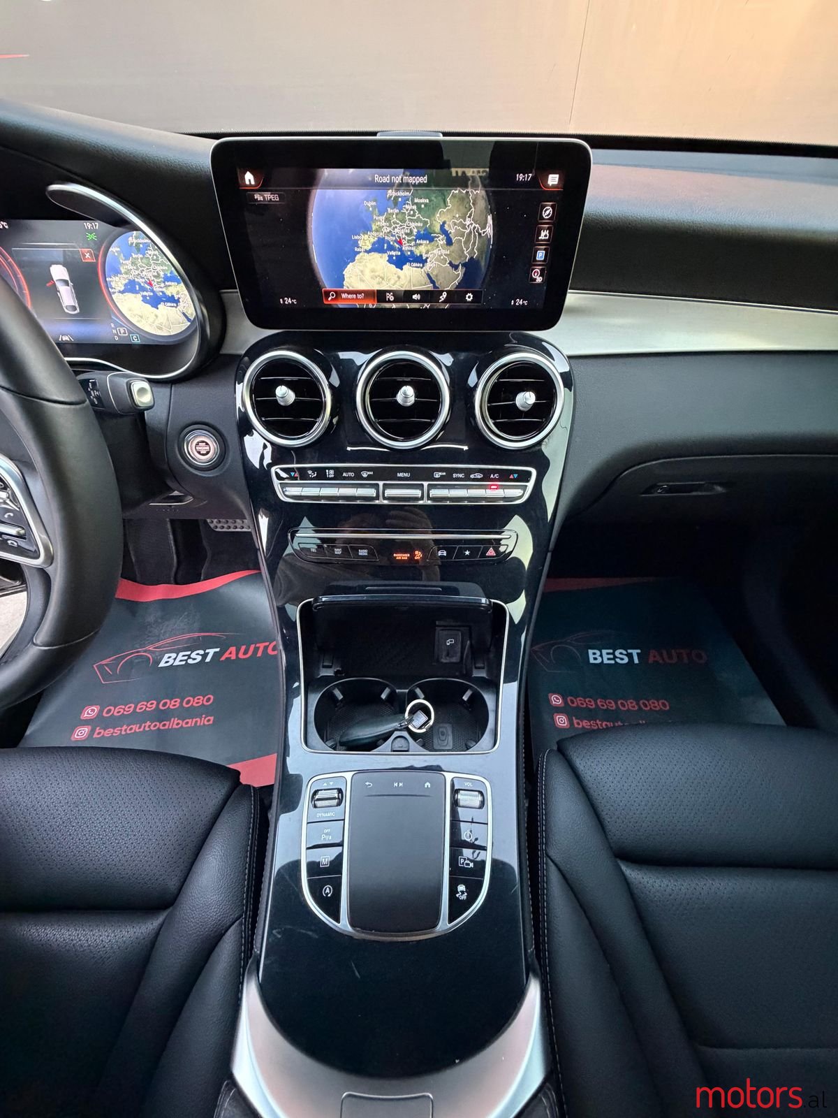 2020' Mercedes-Benz GLC 220 photo #4