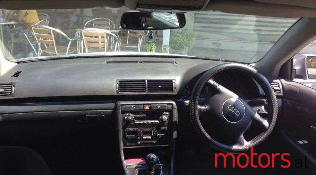 2002' Audi A4 photo #1