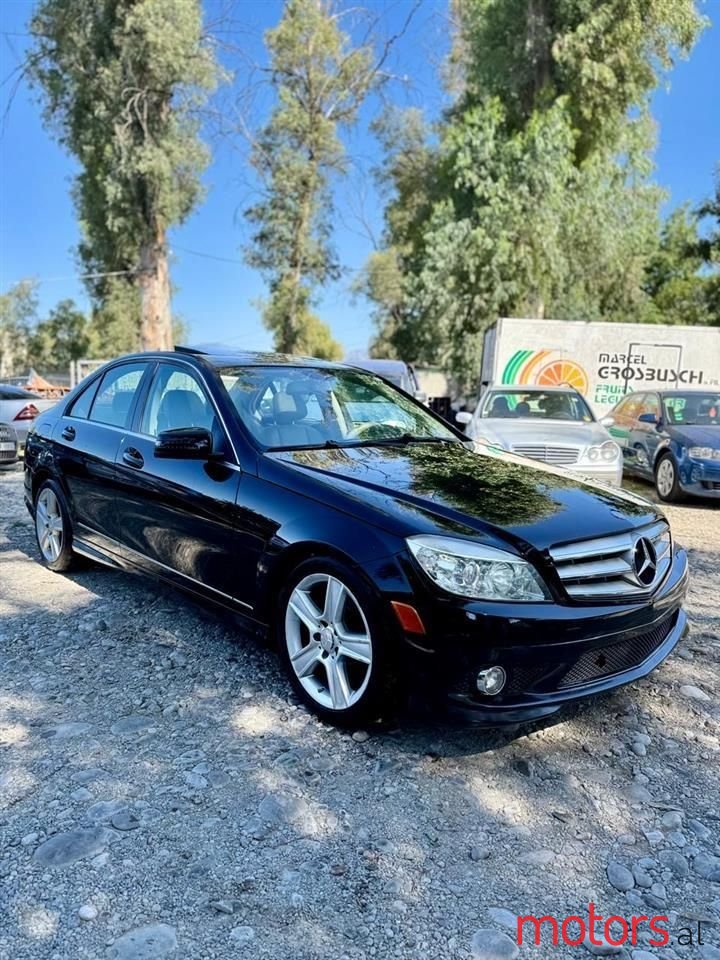 2010' Mercedes-Benz C 300 photo #2