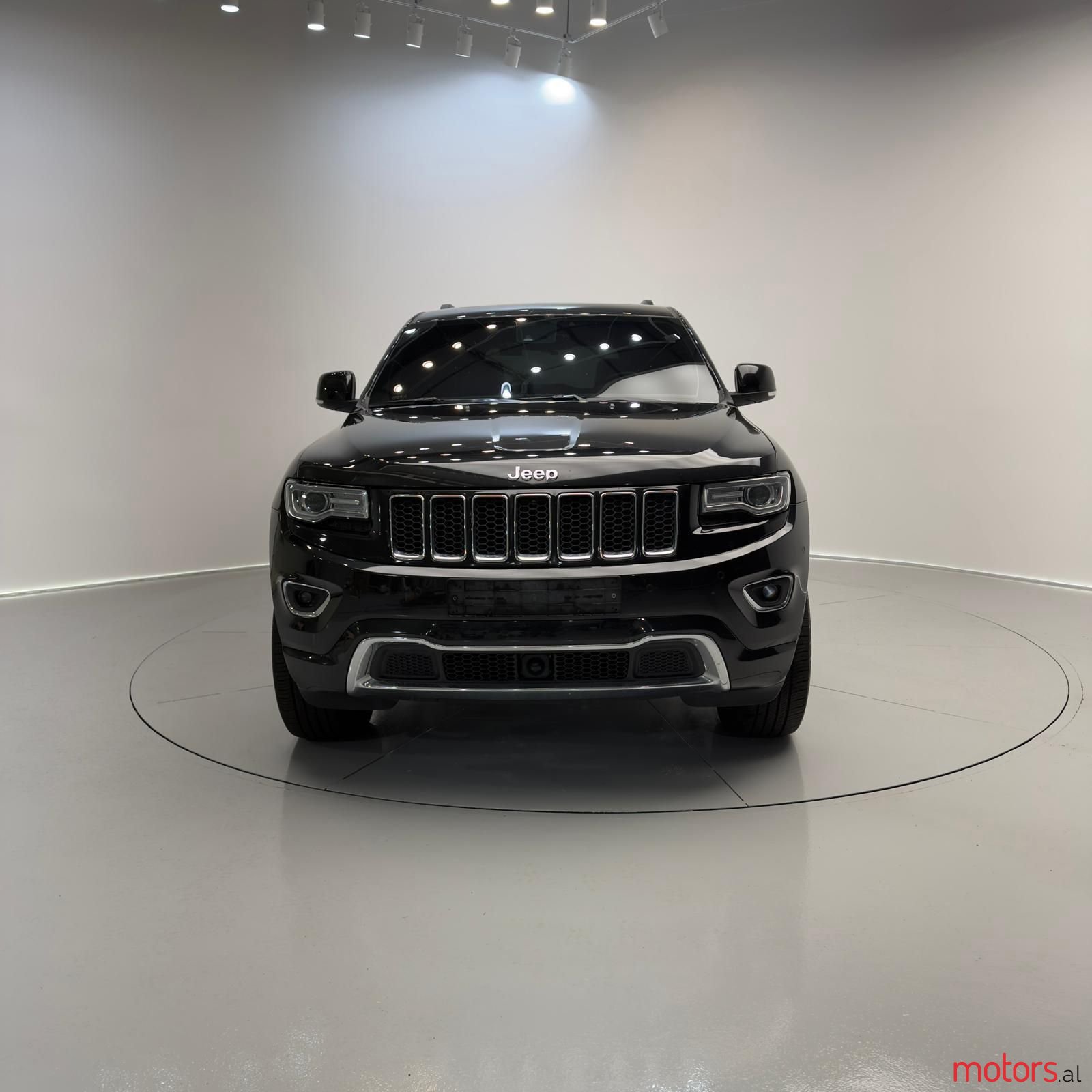 2015' Jeep Grand Cherokee photo #2