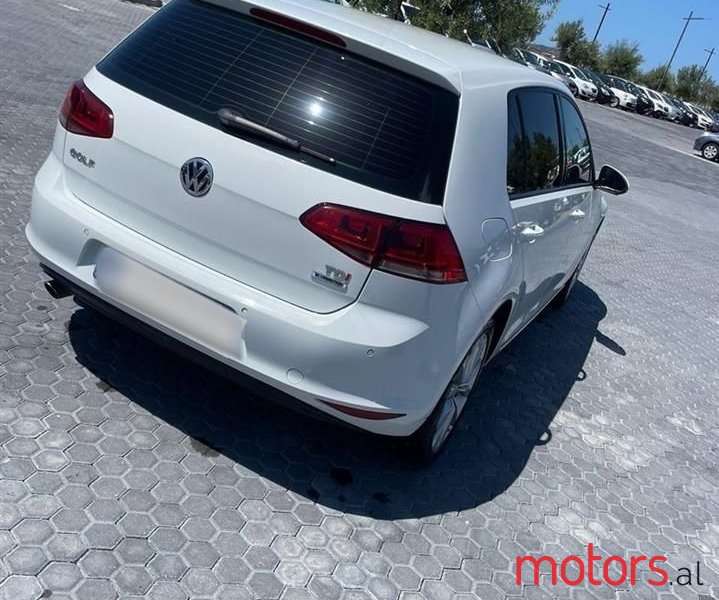 2015' Volkswagen Golf photo #4