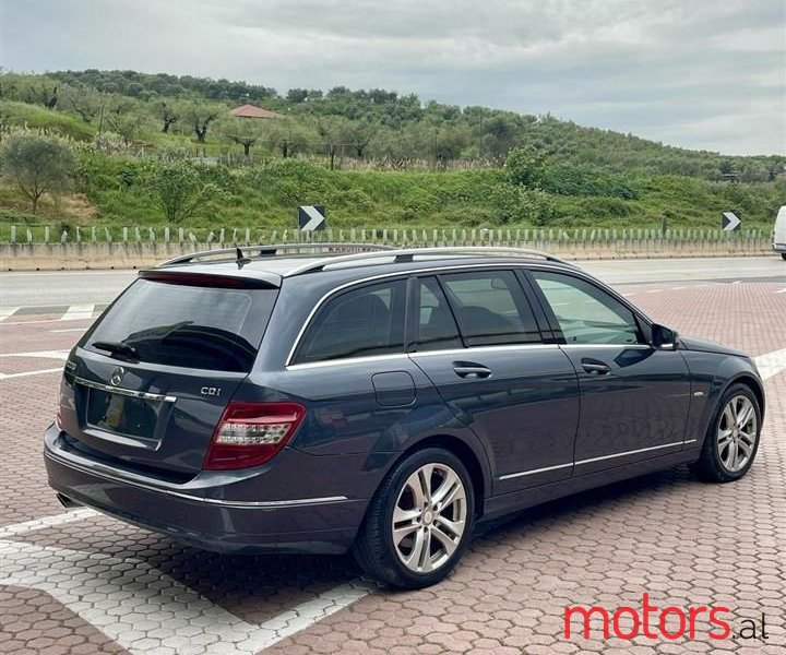 2009' Mercedes-Benz C 220 photo #2