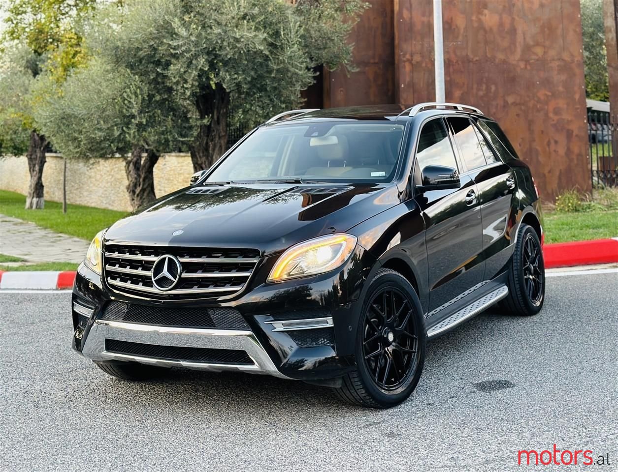 2013' Mercedes-Benz ML 350 photo #1