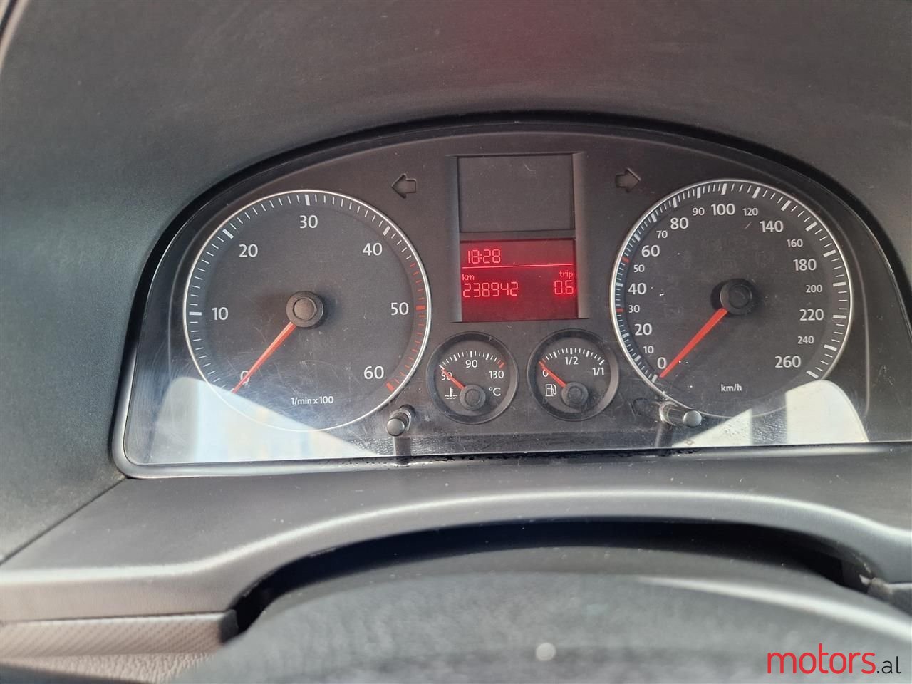 2008' Volkswagen Caddy photo #6