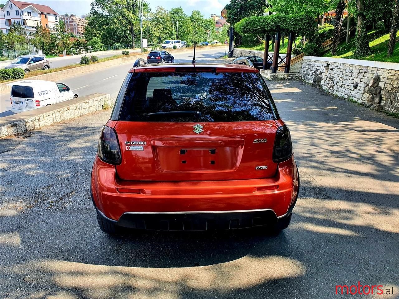 2011' Suzuki SX4 photo #6