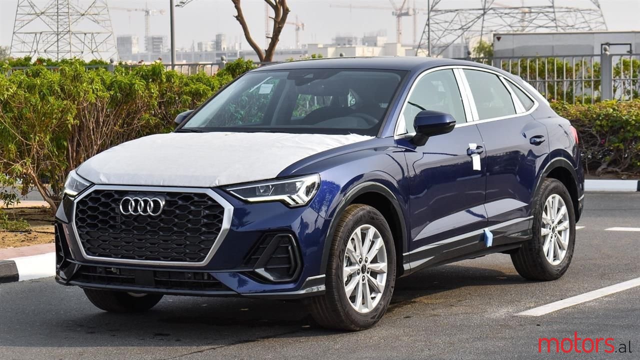 2023' Audi Q3 photo #1