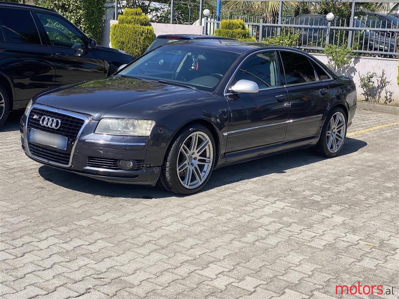 2004' Audi A8 photo #2