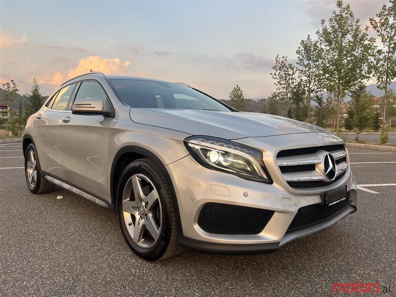 2015' Mercedes-Benz GLA 220 photo #1