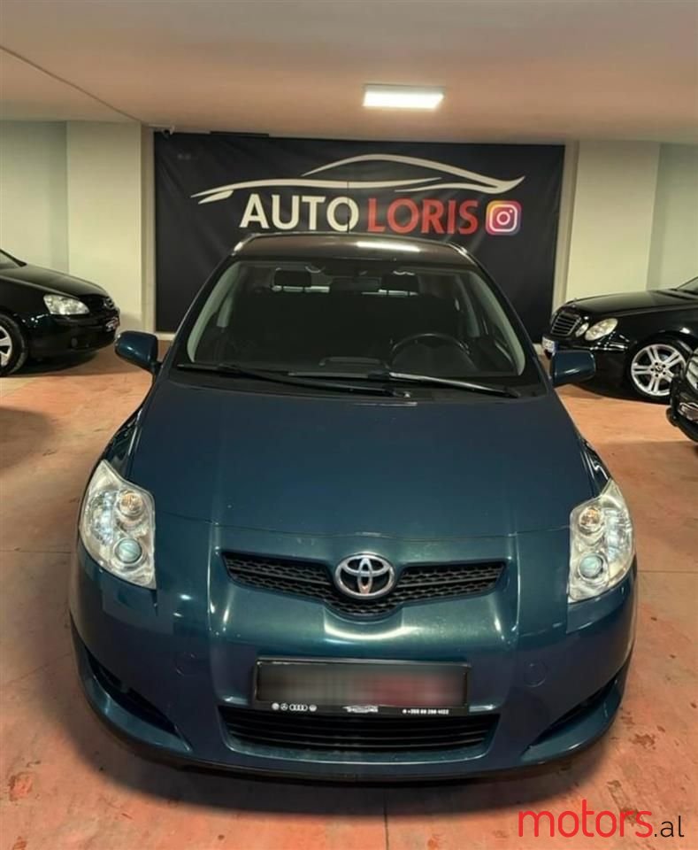 2008' Toyota Auris photo #3