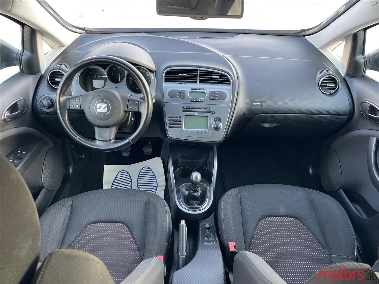 2008' SEAT Altea photo #5