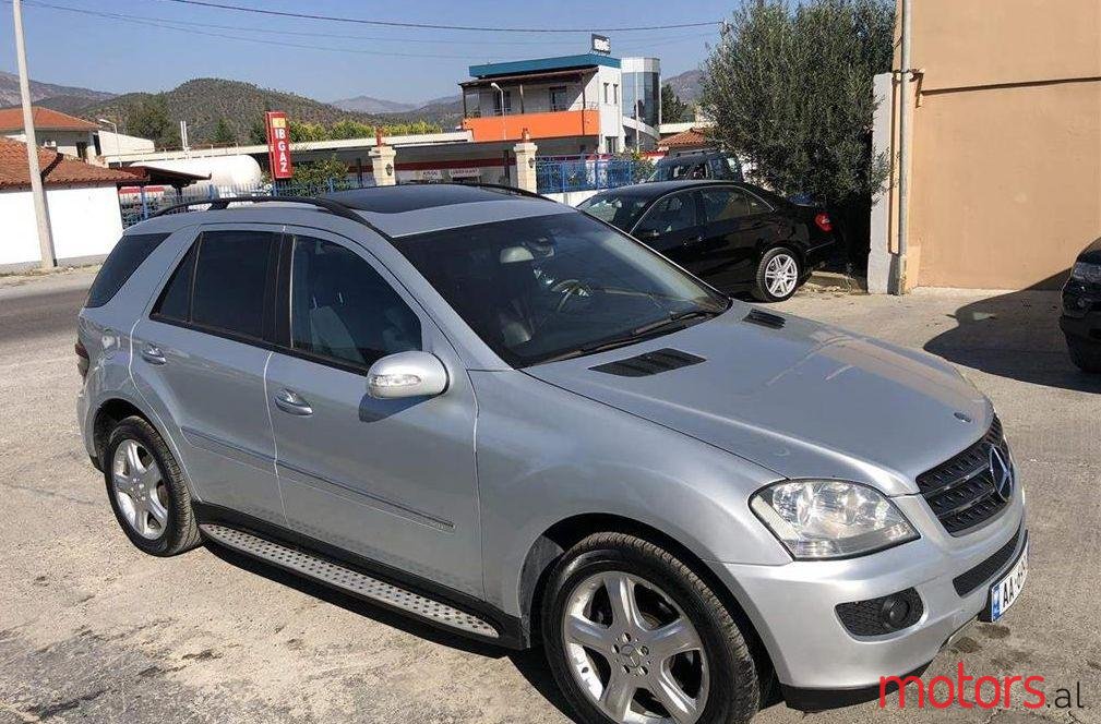 2007' Mercedes-Benz ML 320 photo #1