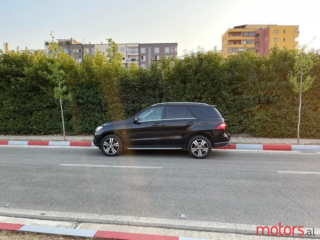 2012' Mercedes-Benz ML 350 photo #4