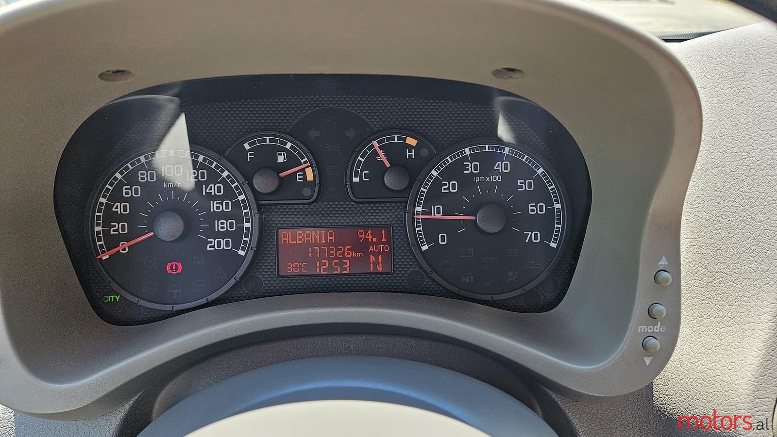 2005' Fiat Panda photo #1