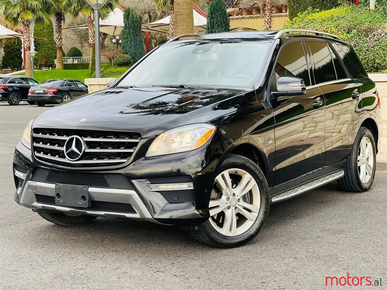 2012' Mercedes-Benz 350 photo #1