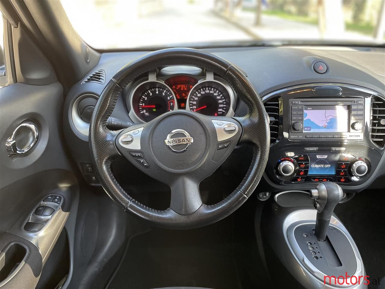 2011' Nissan Juke photo #3