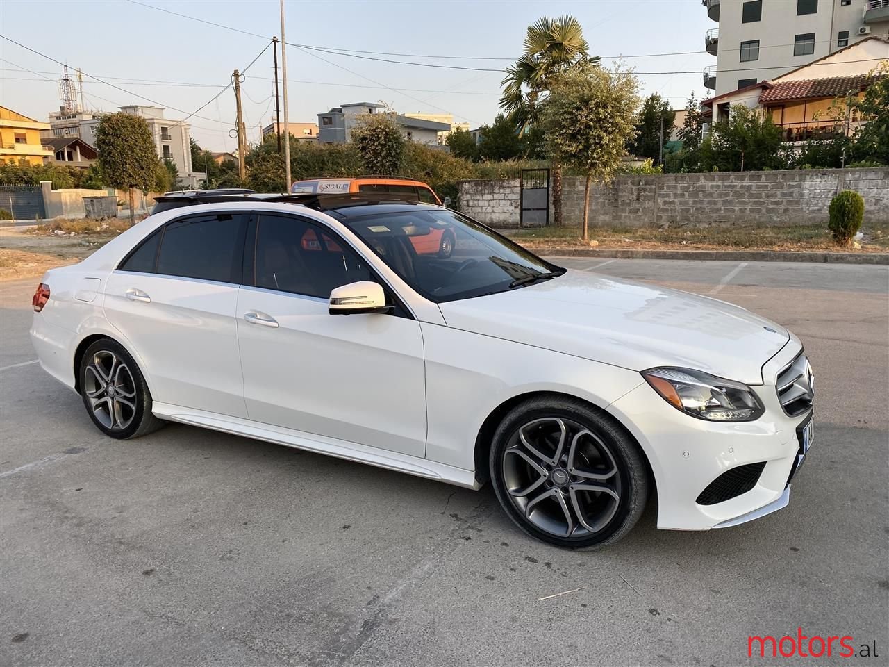 2014' Mercedes-Benz E 250 photo #1