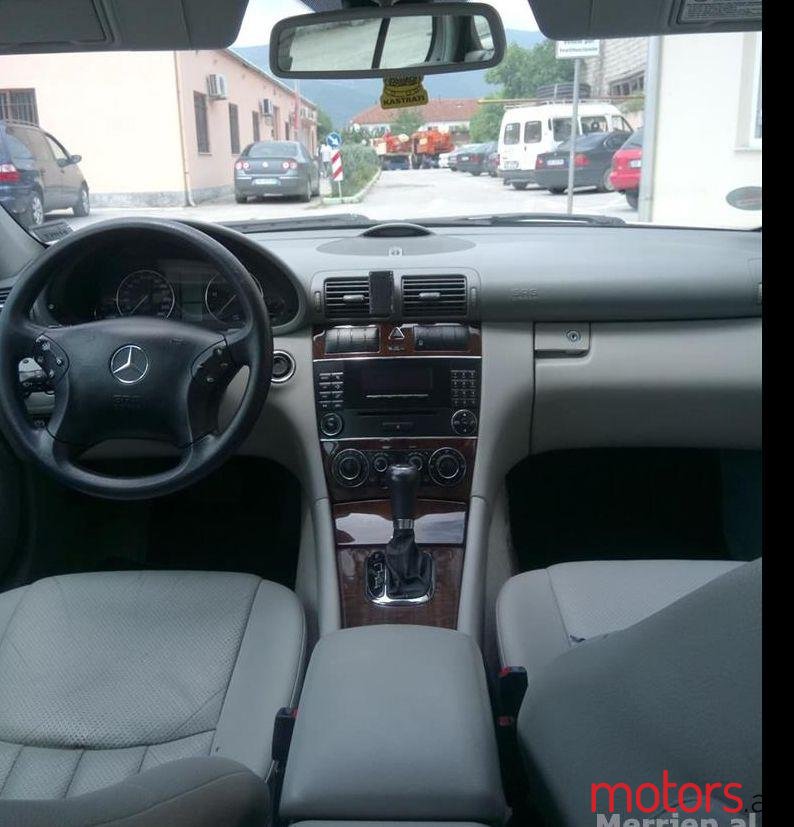 2006' Mercedes-Benz C 200 photo #1