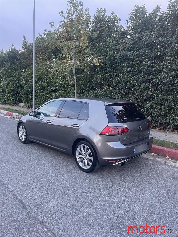 2014' Volkswagen Golf photo #5