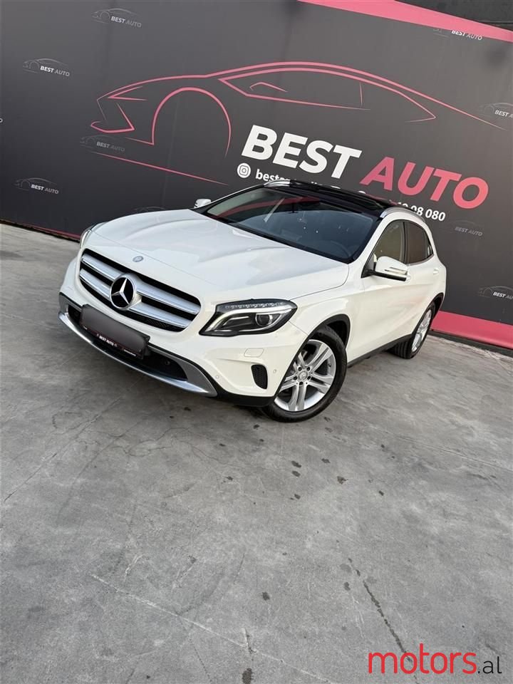 2015' Mercedes-Benz GLA 200 photo #2