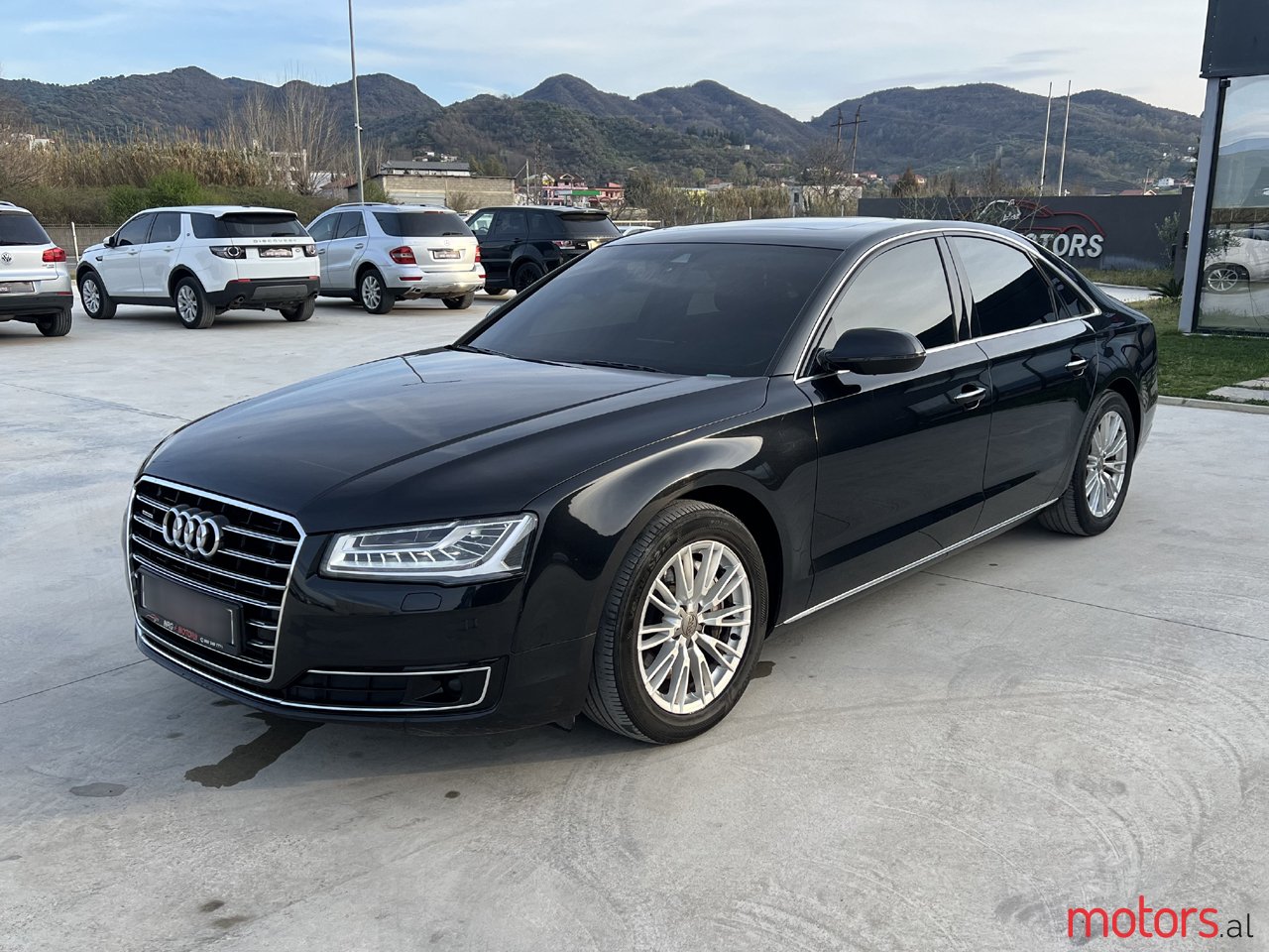 2014' Audi A8 photo #1