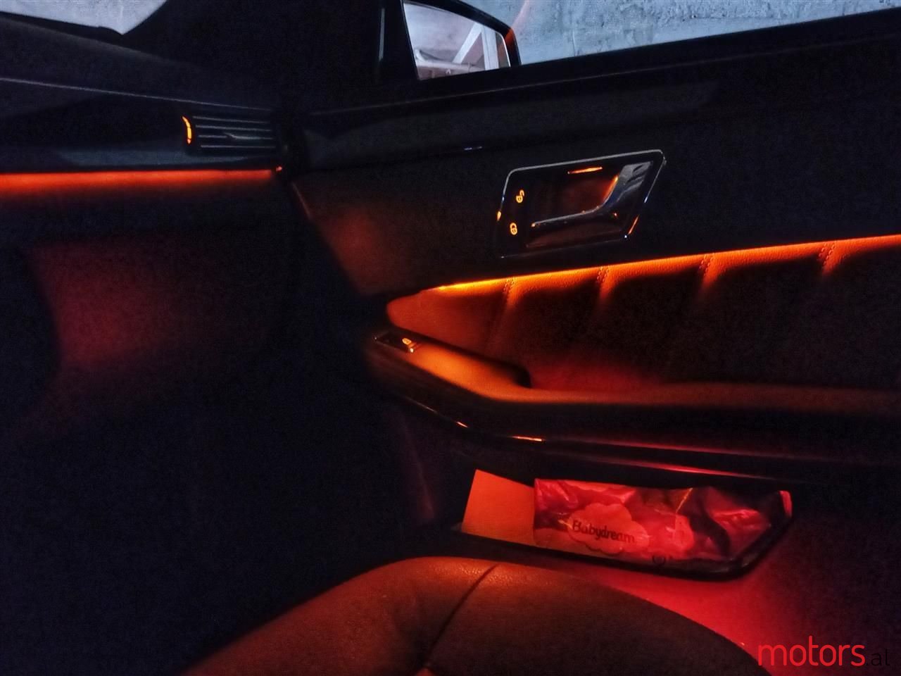 2010' Mercedes-Benz E 350 photo #2