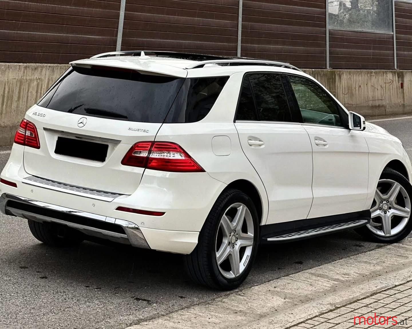 2013' Mercedes-Benz ML 350 photo #3