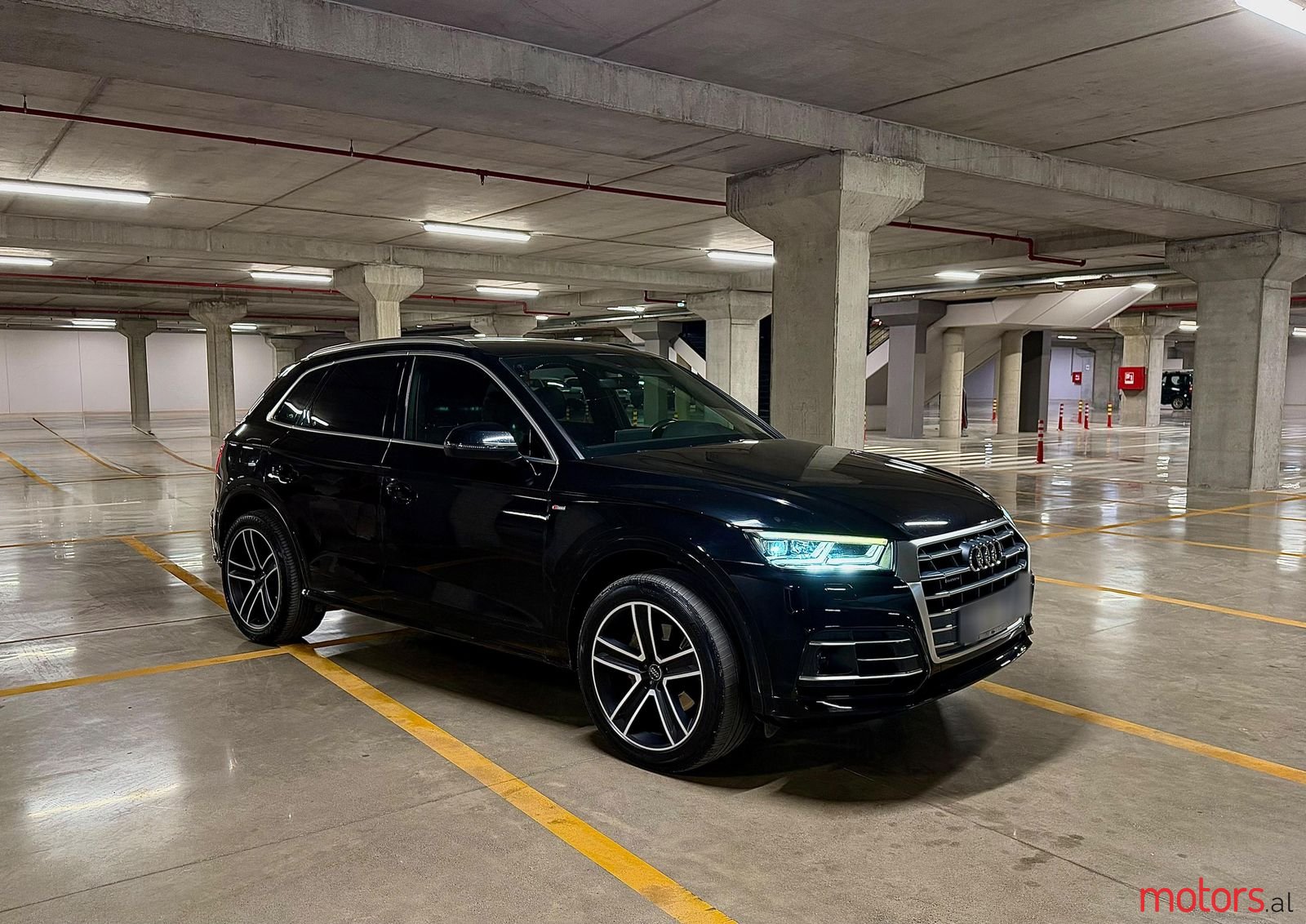 2019' Audi Q5 photo #2