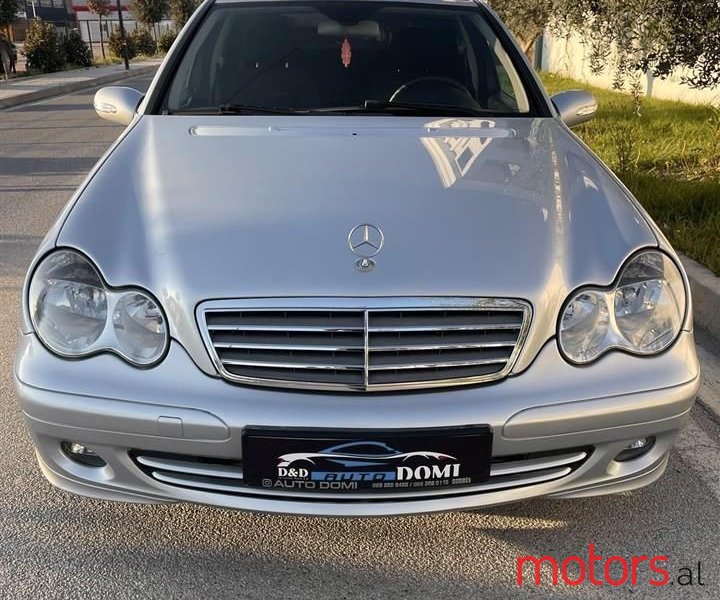 2006' Mercedes-Benz C 220 photo #5