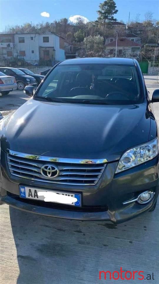 2011' Toyota RAV4 photo #3