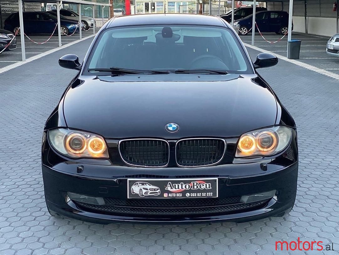 2008' BMW 120 photo #4