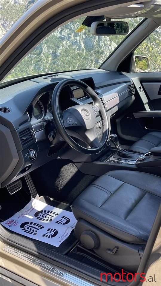 2010' Mercedes-Benz GLK 220 photo #6