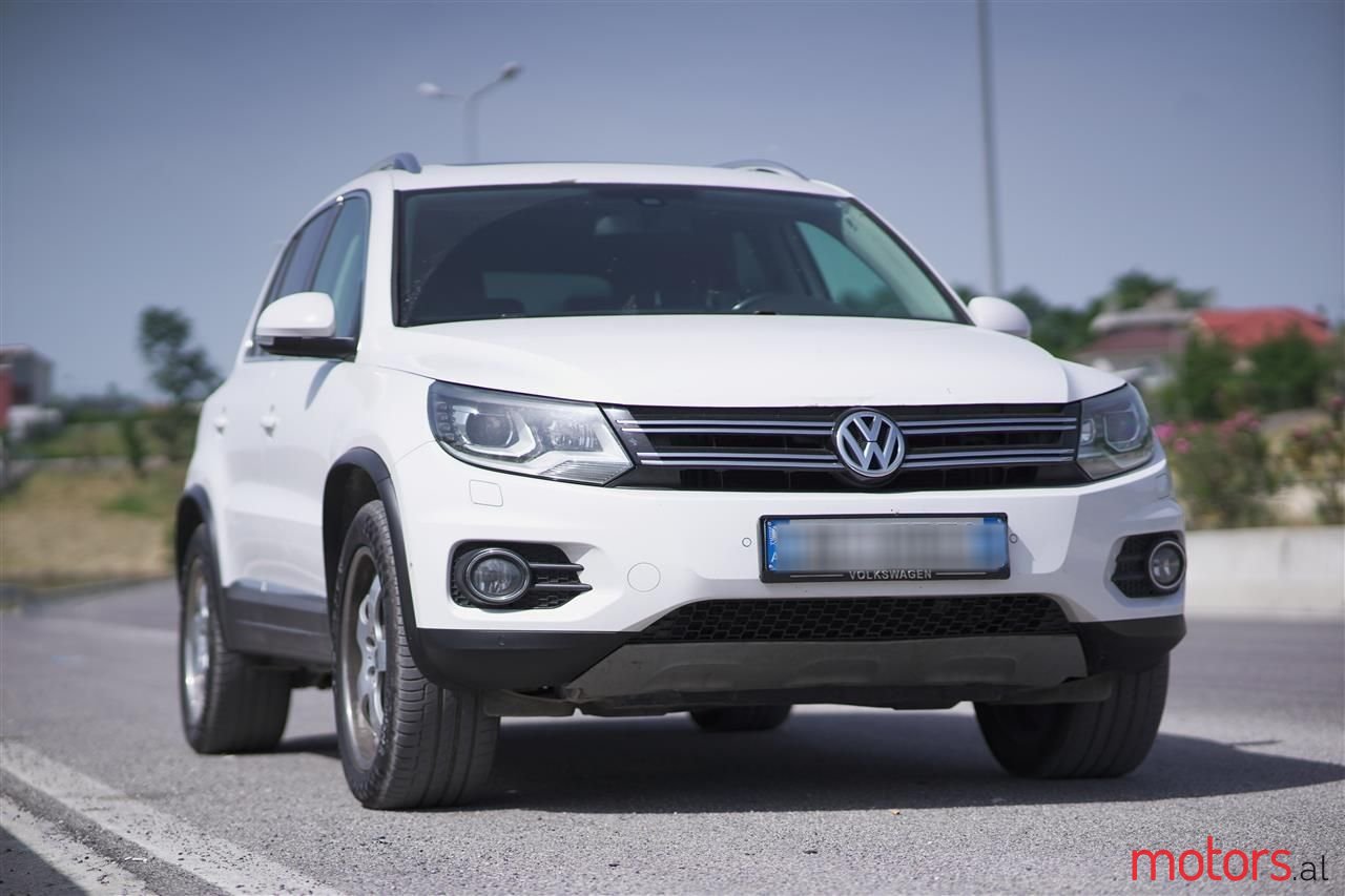 2013' Volkswagen Tiguan photo #1