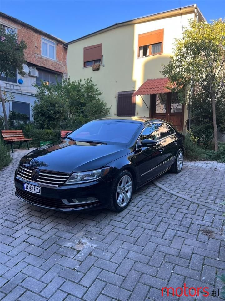 2013' Volkswagen photo #3