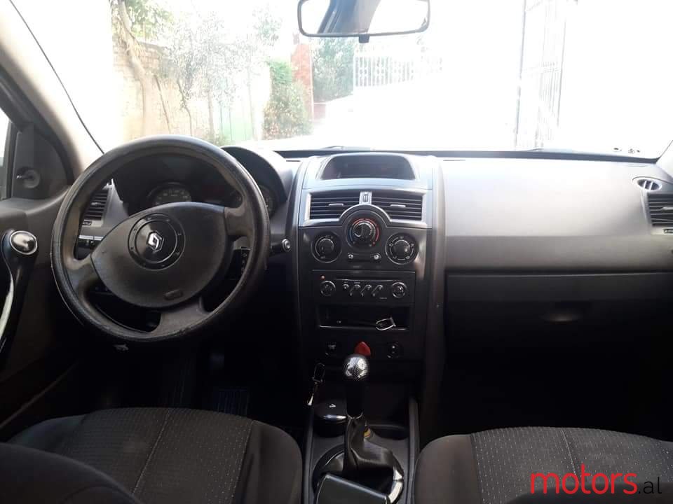 2002' Renault Megane Renault Megane Benzin/GAZ 1.6 photo #3