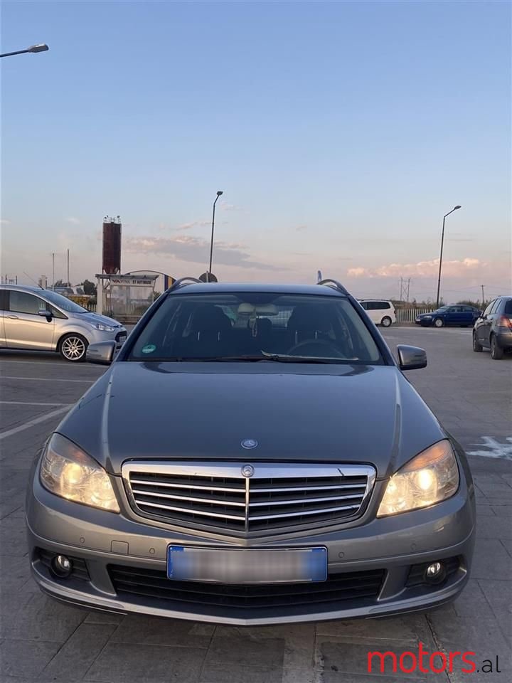 2010' Mercedes-Benz C 220 photo #1