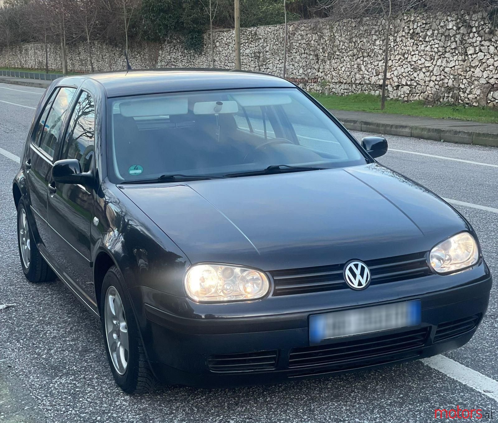 2000' Volkswagen Golf photo #5