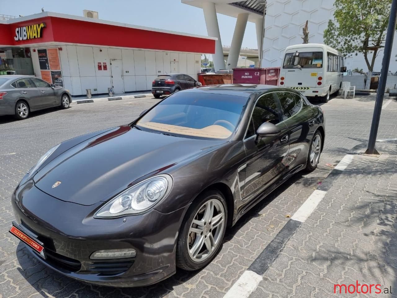 2010' Porsche Panamera photo #1