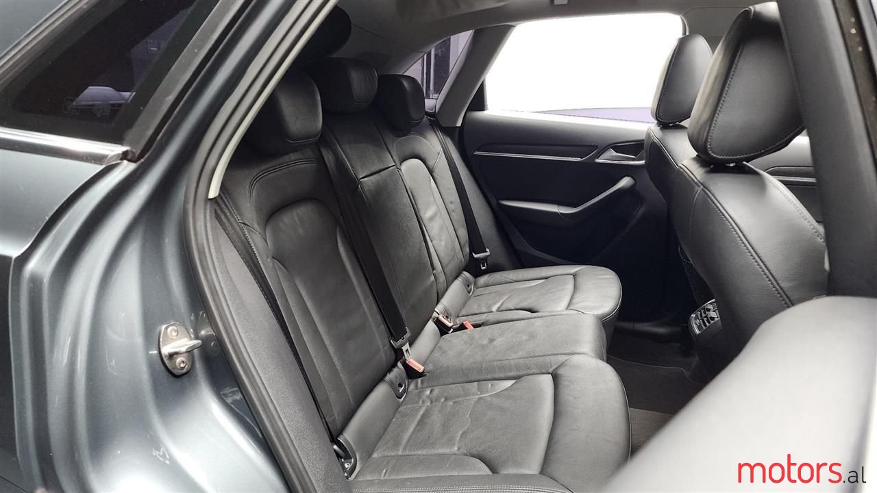 2012' Audi Q3 photo #3